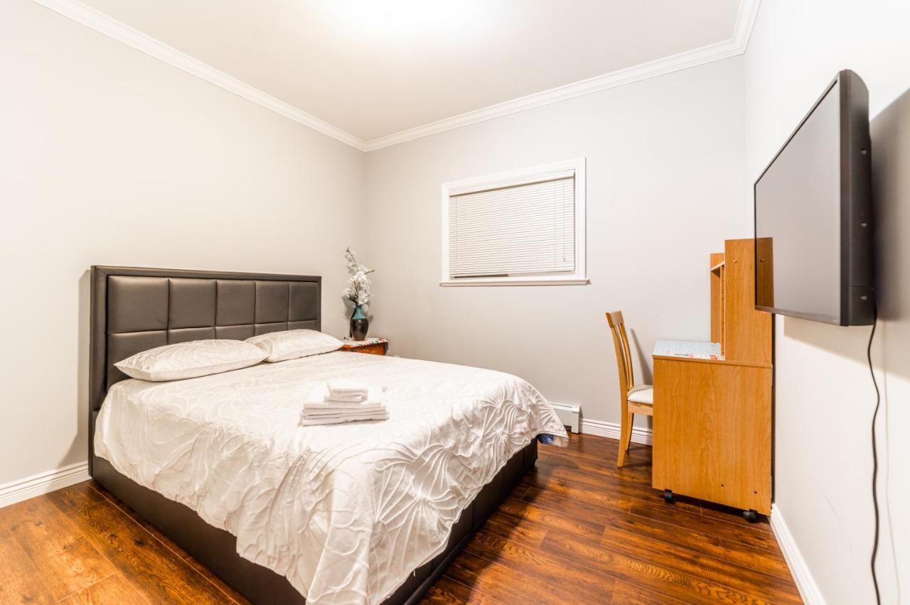 Lee'S Place Villa Surrey Dış mekan fotoğraf