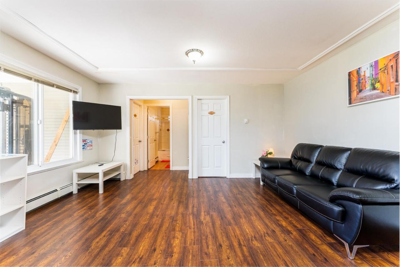 Lee'S Place Villa Surrey Dış mekan fotoğraf